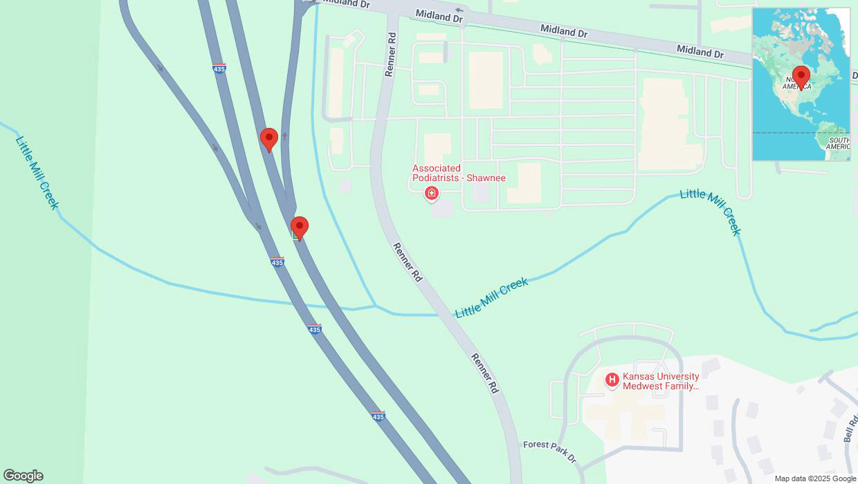 A detailed map that shows the affected road due to 'Broken down vehicle on northbound I-435 in Shawnee' on April 3rd at 1:37 p.m.