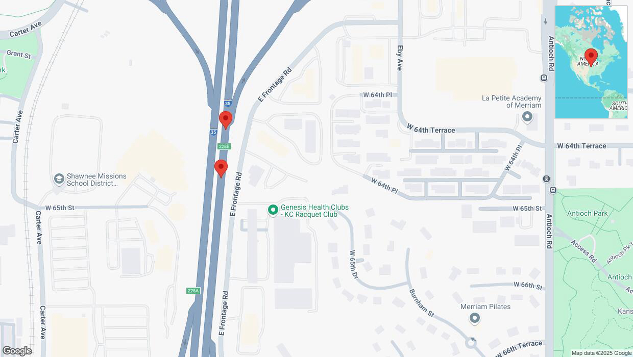 A detailed map that shows the affected road due to 'Broken down vehicle on northbound I-35 in Merriam' on April 7th at 10:02 p.m.