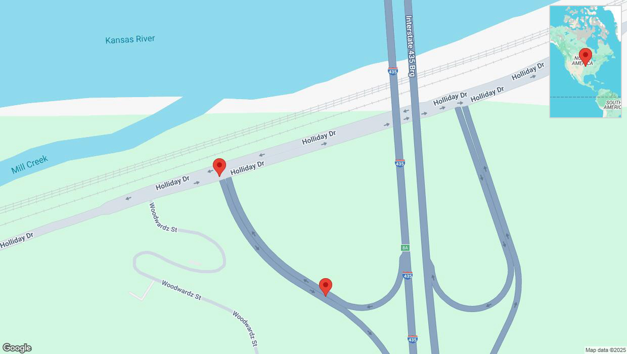 A detailed map that shows the affected road due to 'Broken down vehicle on Holliday Drive in Shawnee' on April 8th at 3:07 p.m.