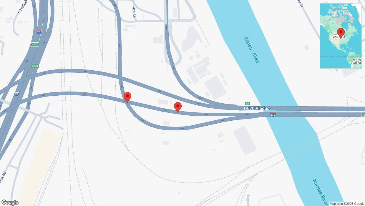 A detailed map that shows the affected road due to 'Broken down vehicle on eastbound I-670 in Kansas City' on April 10th at 8:23 p.m.