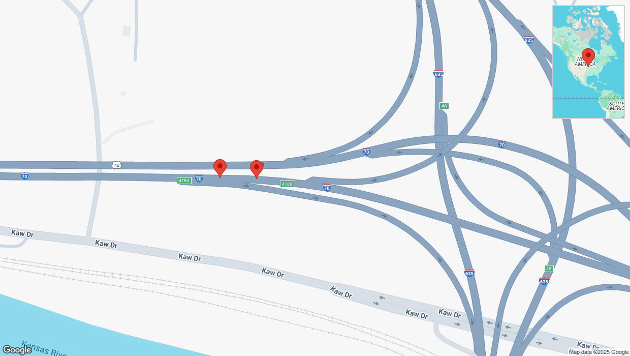 A detailed map that shows the affected road due to 'Broken down vehicle on eastbound I-70 in Kansas City' on April 10th at 11:14 p.m.
