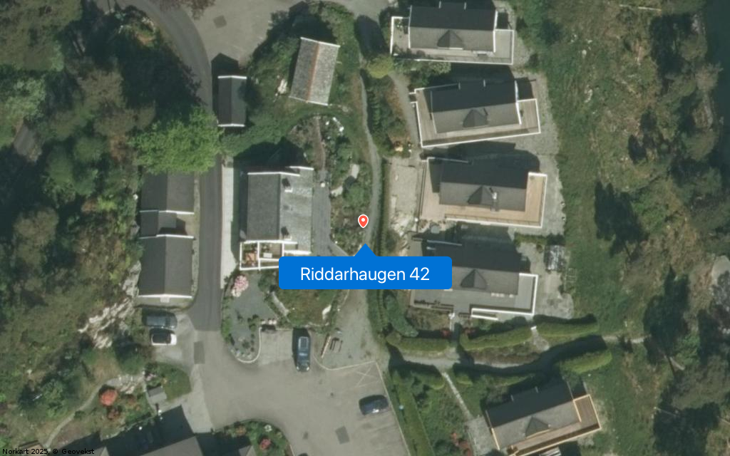Riddarhaugen 42