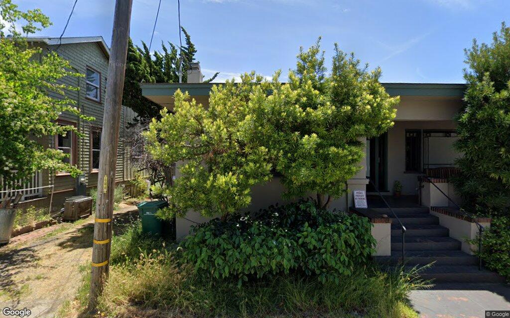 Sale closed in Oakland: $2.1 million for a three-bedroom home