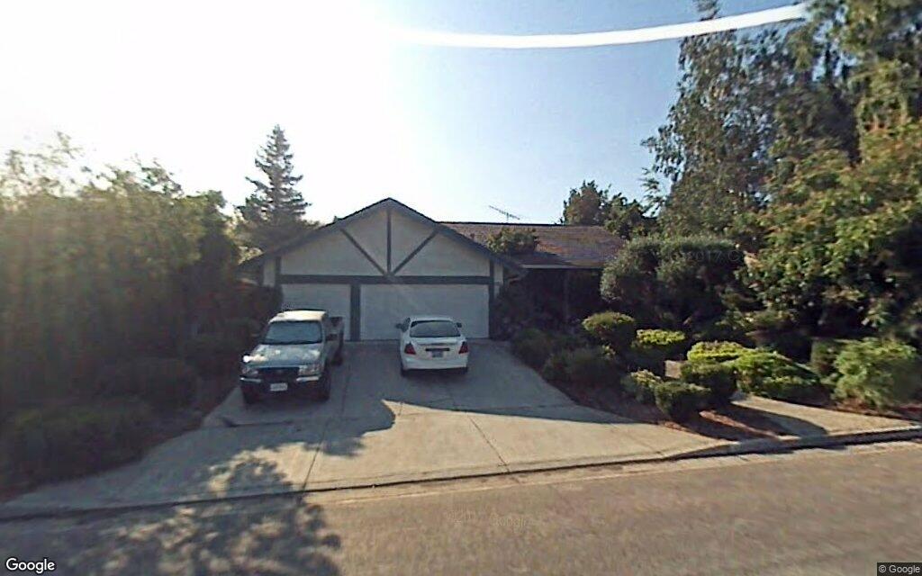 46920 Sentinel Drive - Google Street View