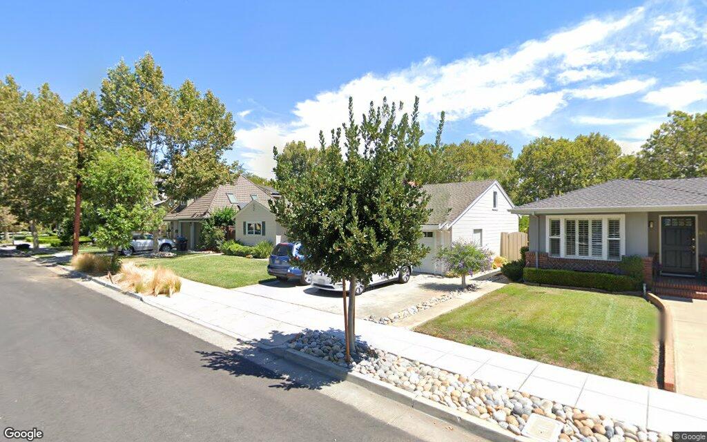 1030 Glen Brook Avenue - Google Street View