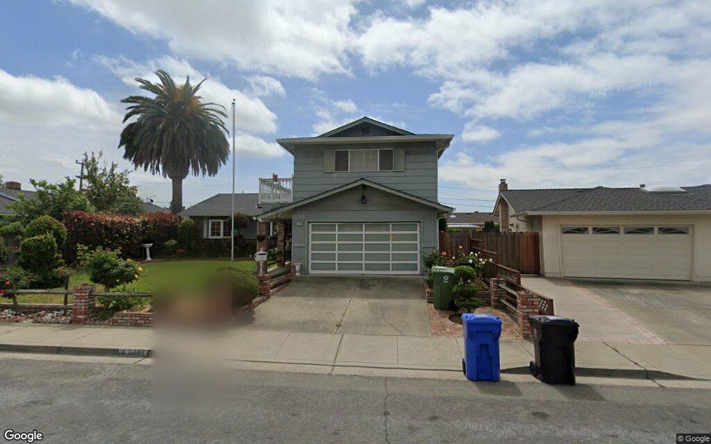 42344 Greenbrier Park Drive - Google Street View
