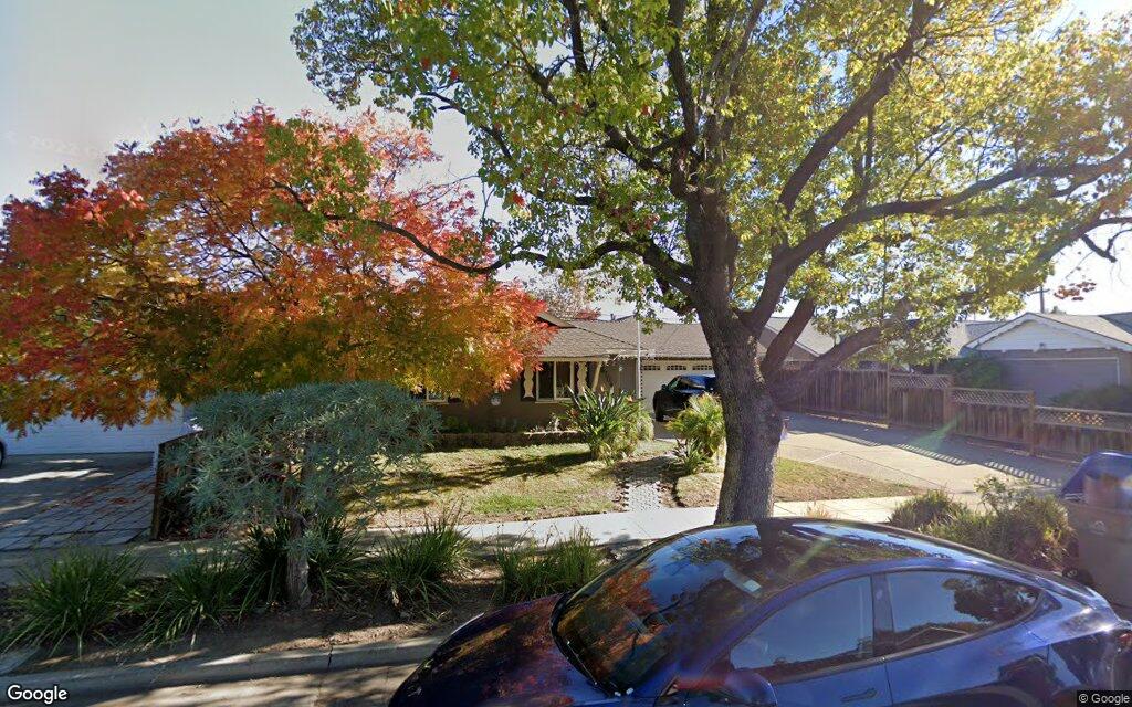 5706 Holland Lane - Google Street View