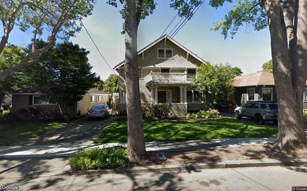 1318 Clinton Avenue - Google Street View