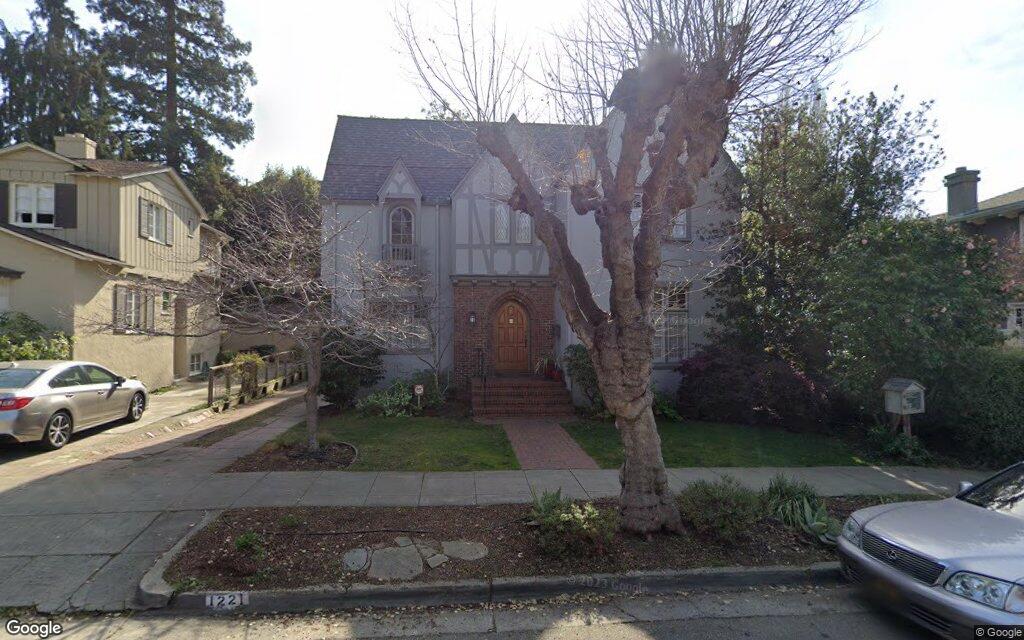 1221 Trestle Glen Road - Google Street View