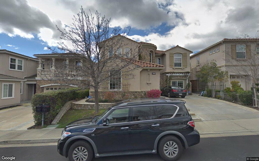 5092 Royal Pines Way - Google Street View