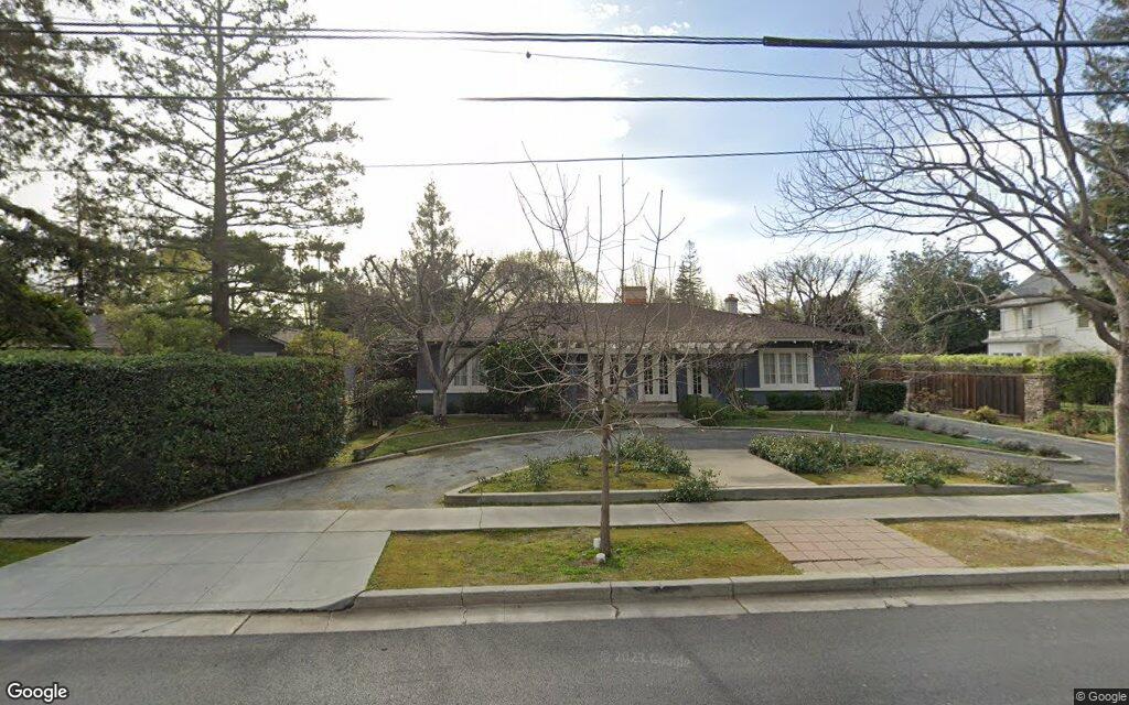 Newport Avenue
