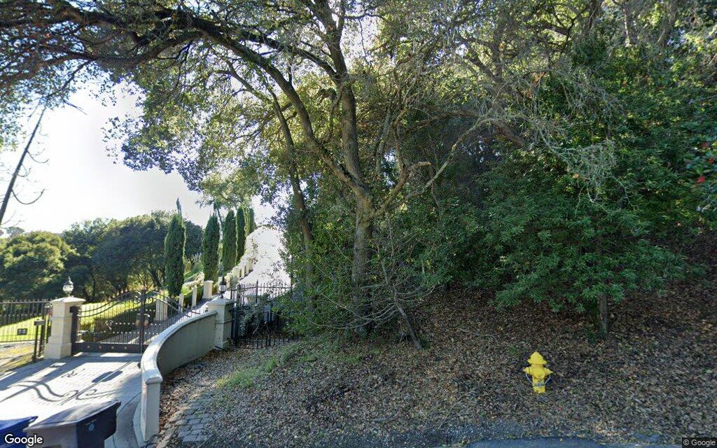 22000 Rolling Hills Road - Google Street View