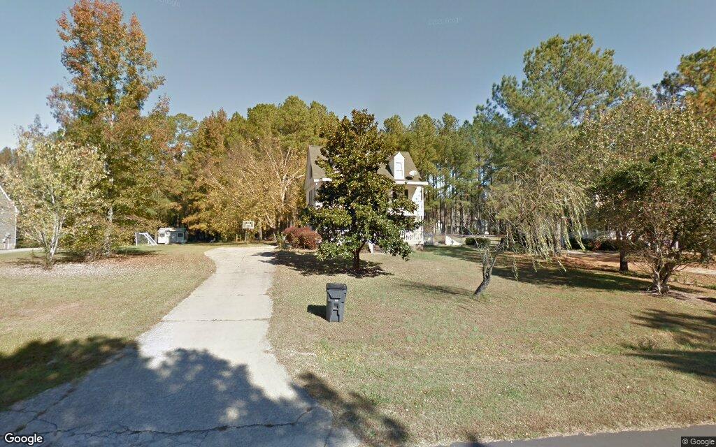 2037 Queen Charlotte Place