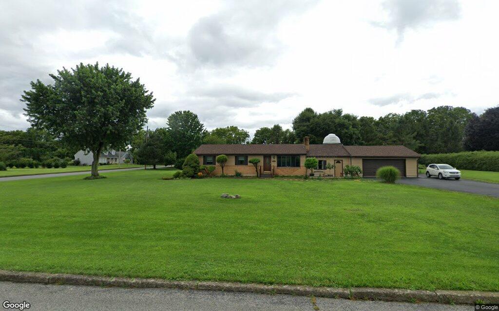 $450K, single-family house at 3300 Broadway Road 