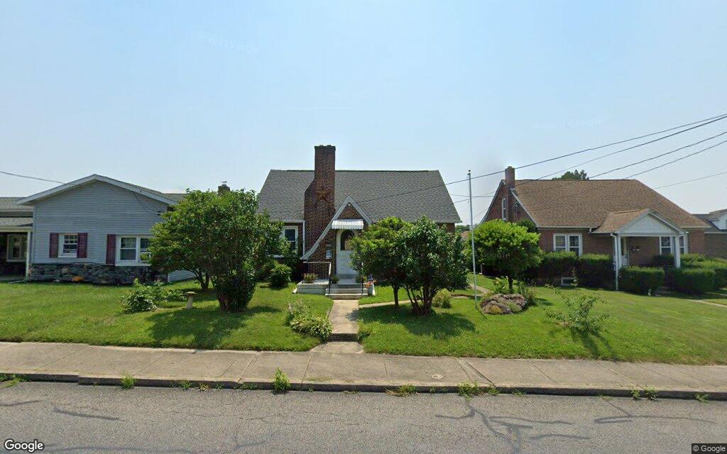 $260K, single-family house at 1205 Chestnut Street 