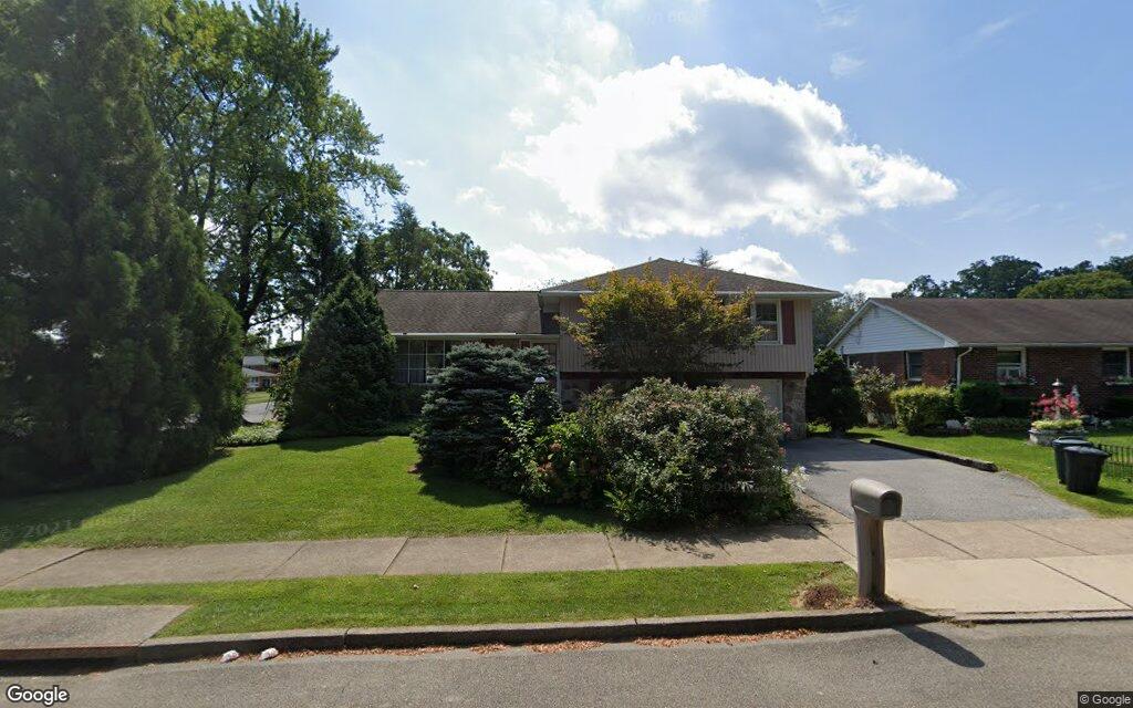 $341K, single-family home at 1220 North Blvd. 