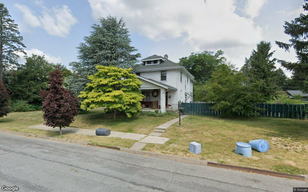 $405K, single-family home at 2313-2325 West Fairview Street 