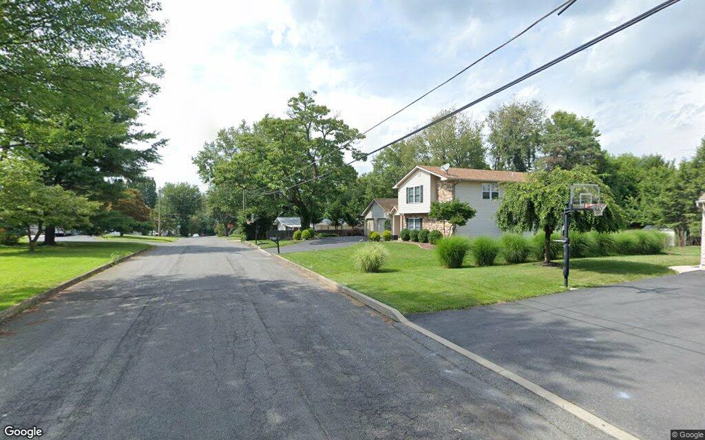 $525K, single-family residence at 1210 Pike Street 