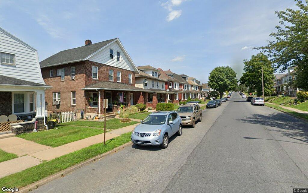 $320K, single-family home at 1923 Ferry Street 