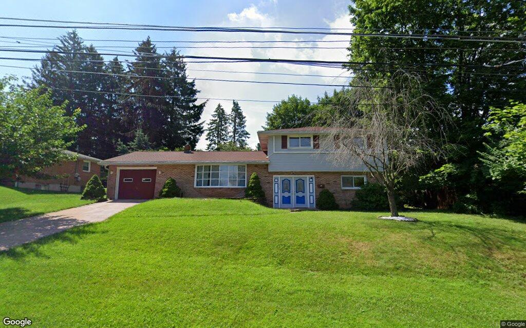 $348K, single-family house at 1020-1026 East Walnut Street 