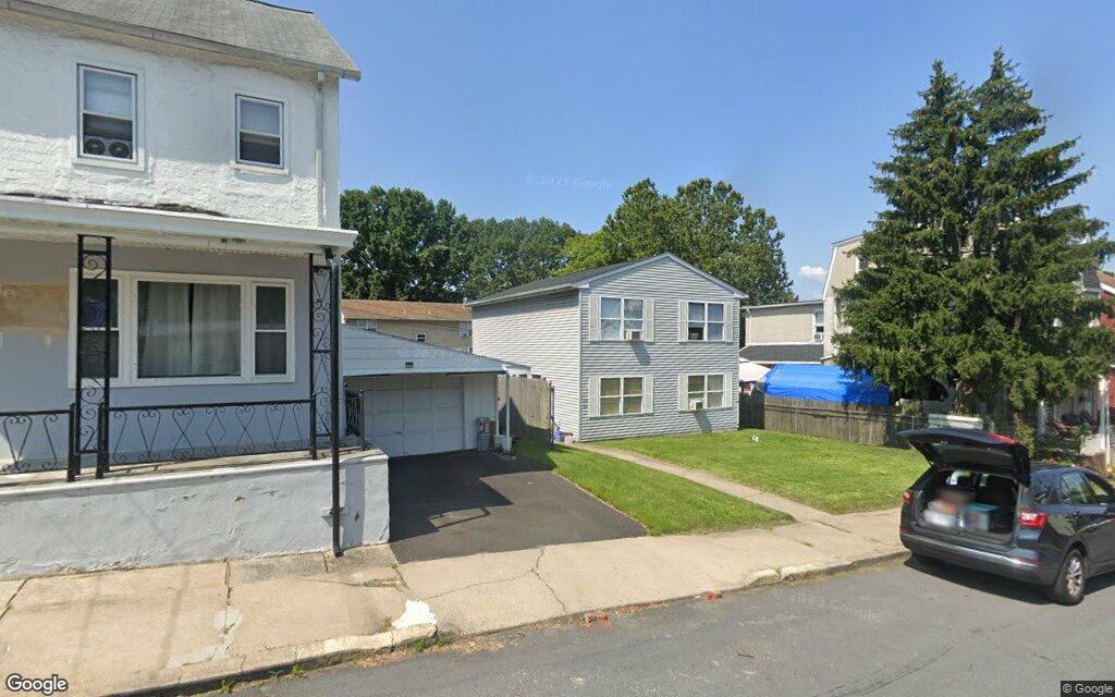 $295K, single-family residence at 642-644 Genesee Street 