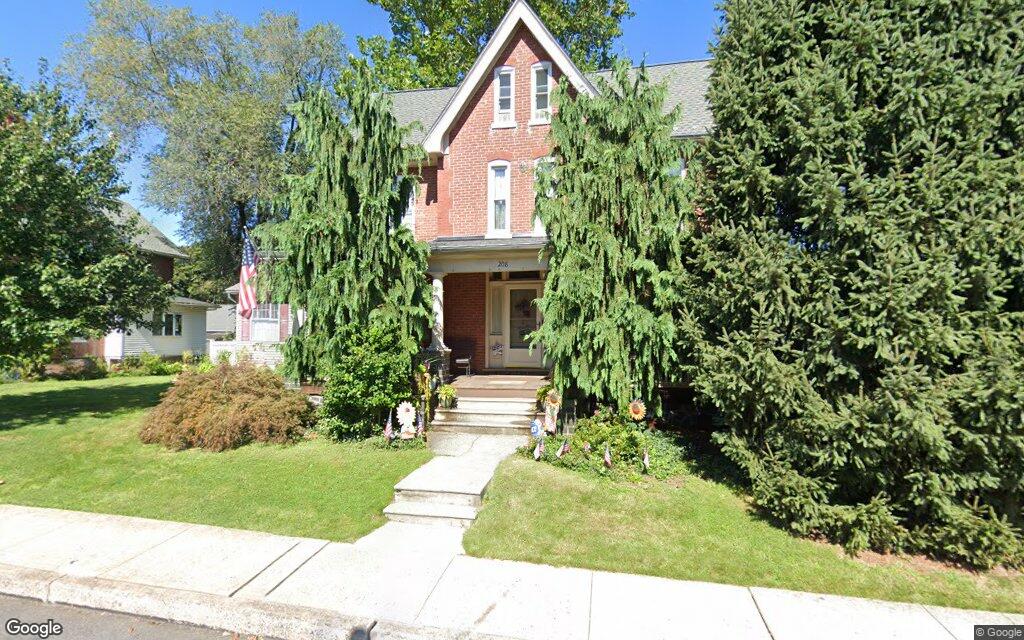 $525K, single-family home at 208 Locust Street, 