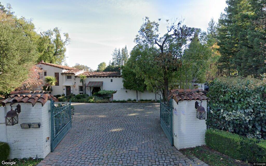 19490 Glen Una Drive - Google Street View