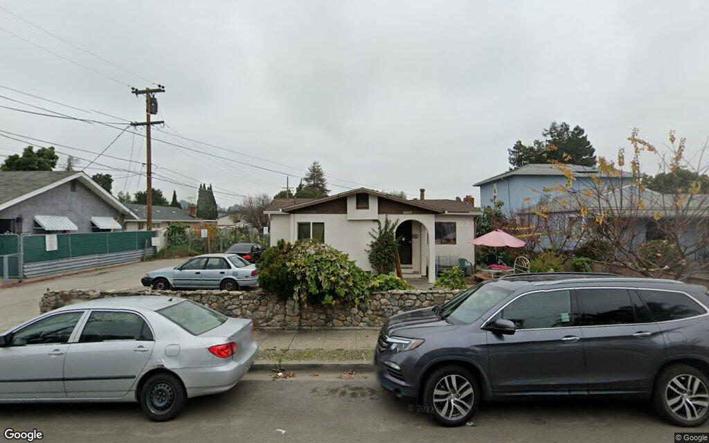 19064 Standish Avenue - Google Street View