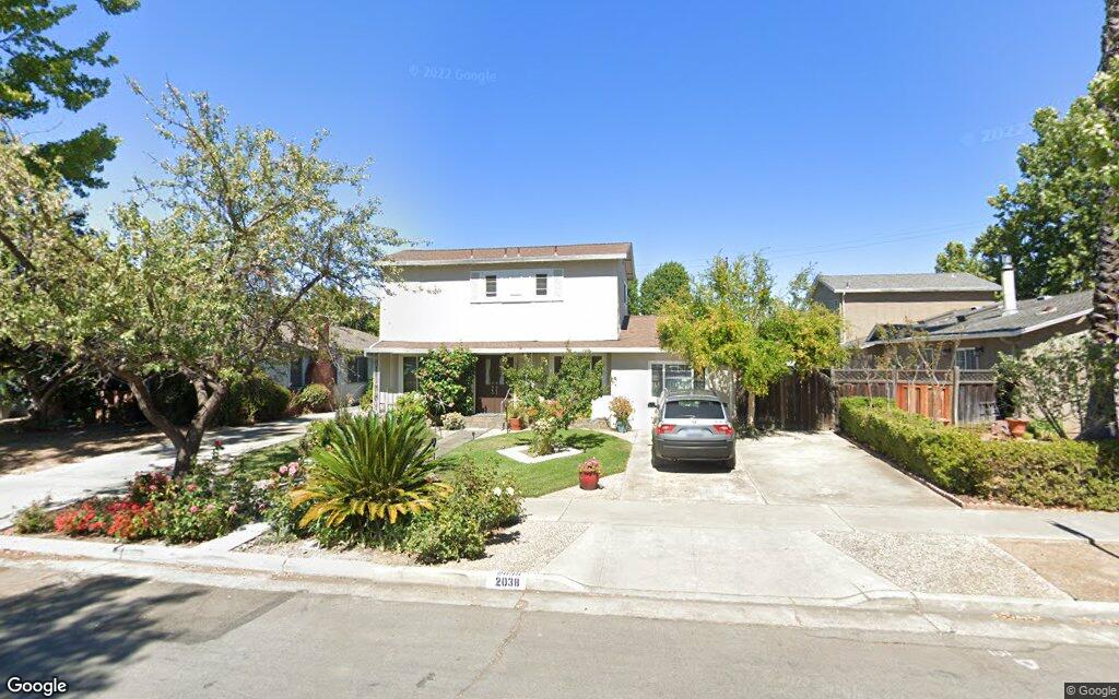 2038 Coastland Avenue – Google Street View