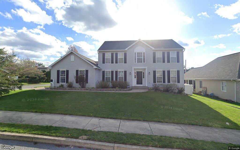 $580K, single-family house at 1132 North 14th Street 