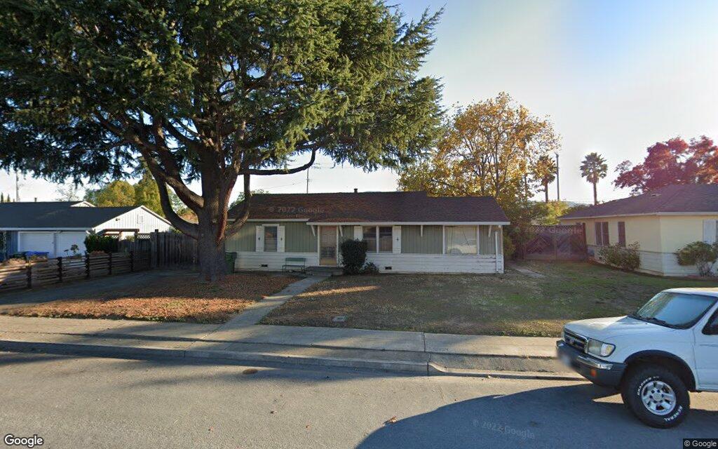 15330 Chelsea Drive – Google Street View