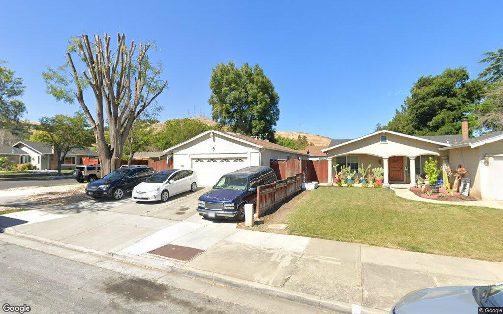 291 Vineyard Drive – Google Street View