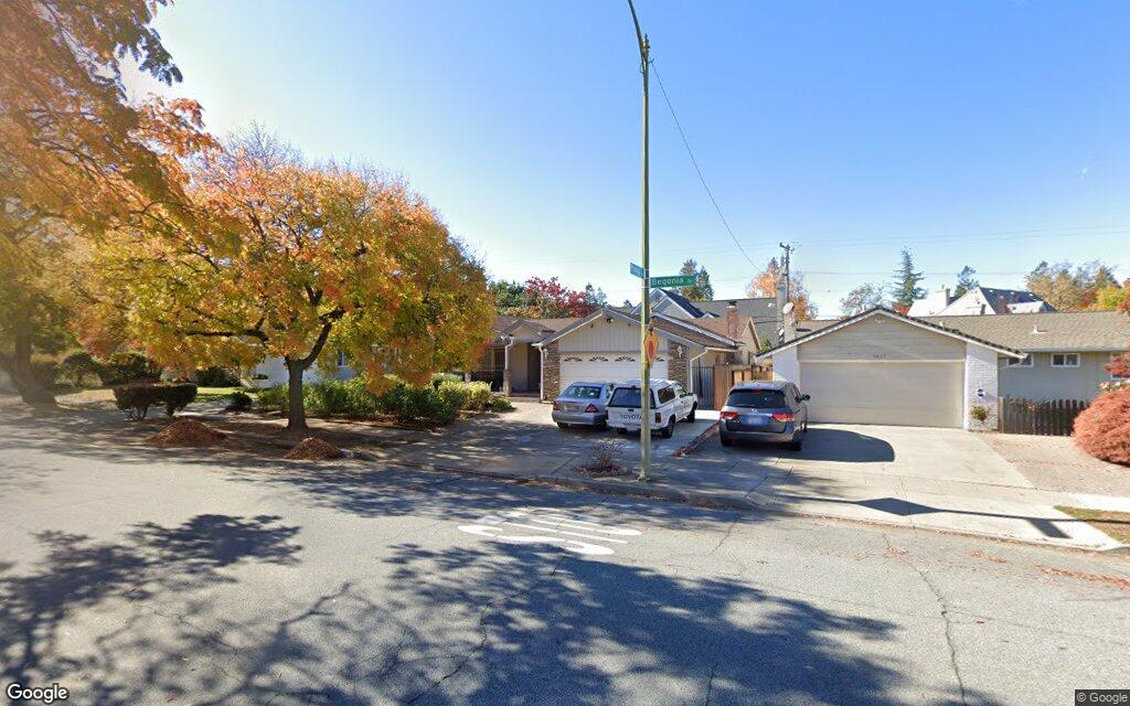 5683 Begonia Drive - Google Street View