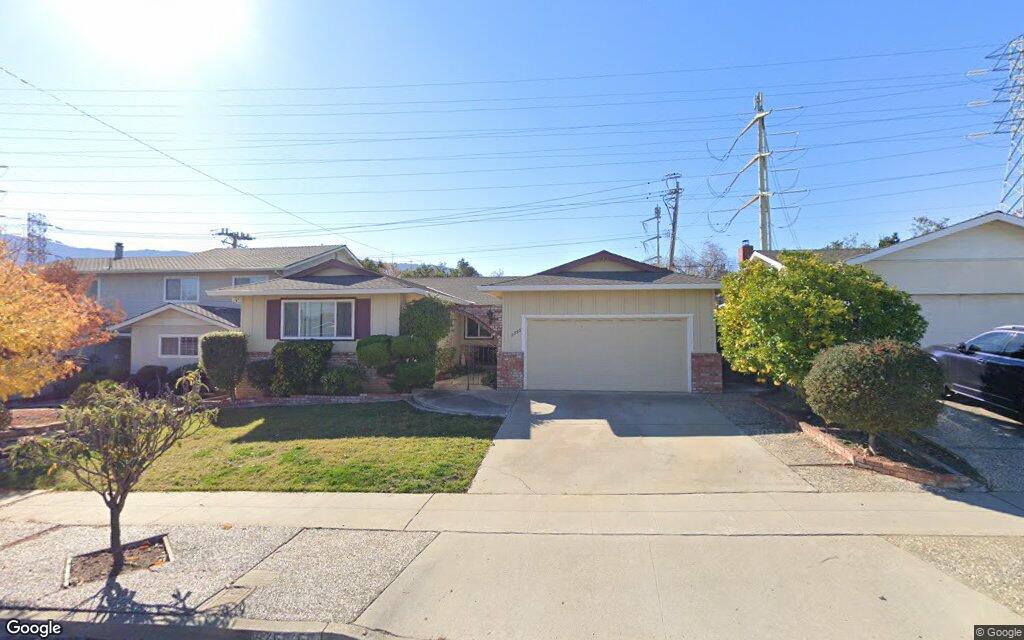 5755 Park Manor Drive – Google Street View