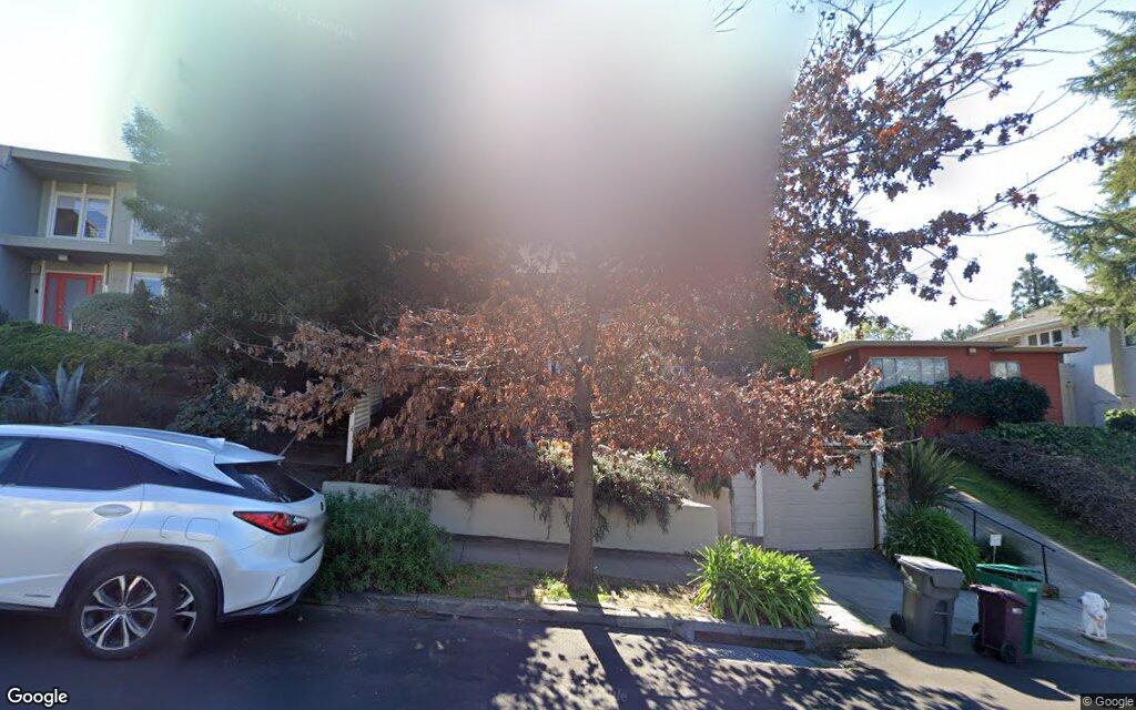 1099 Mandana Boulevard - Google Street View