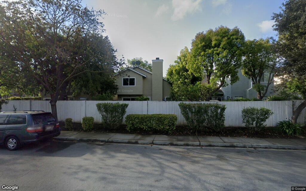 4435 Ashwood cmn. - Google Street View