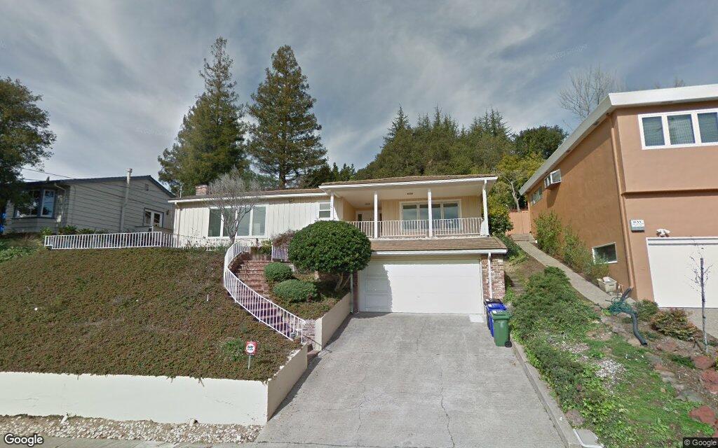 6 Littlewood Drive - Google Street View