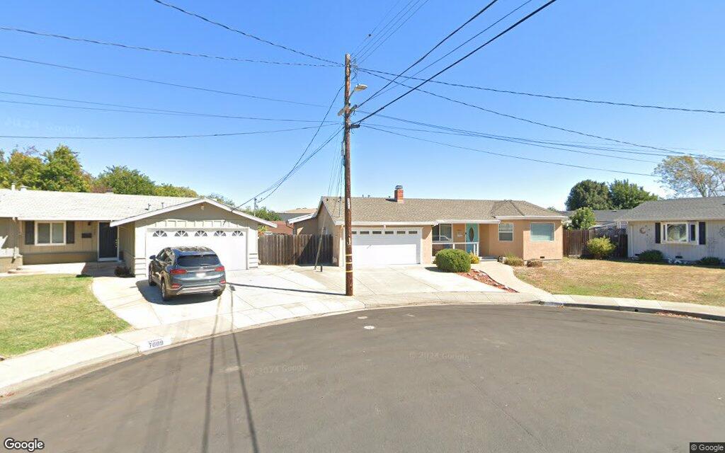 7008 Newport Court - Google Street View