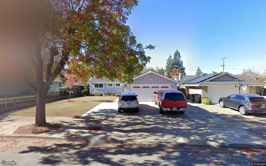 5671 Begonia Drive - Google Street View