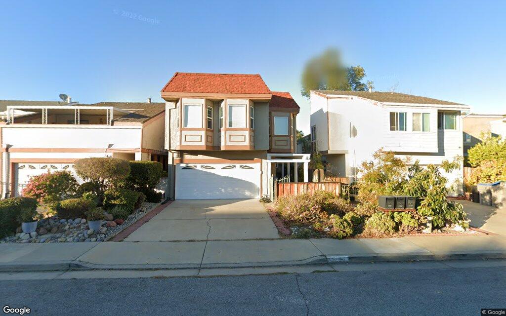 2283 Shelley Avenue - Google Street View