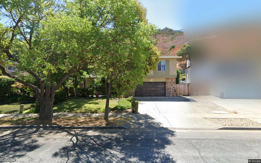 928 Foothill Drive - Google Street View