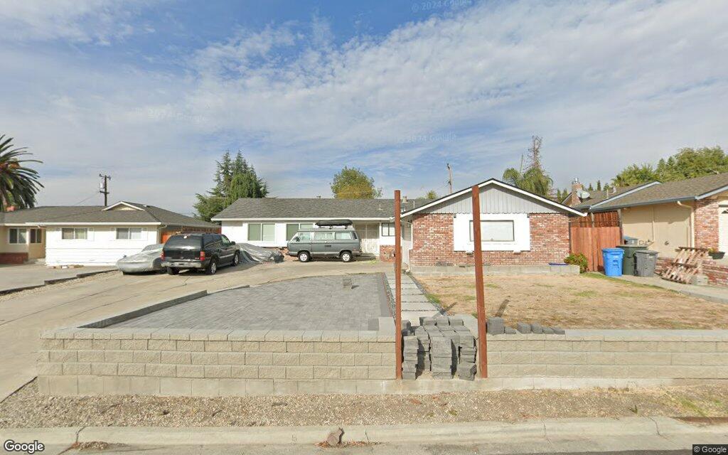 14905 East Hills Drive - Google Street View