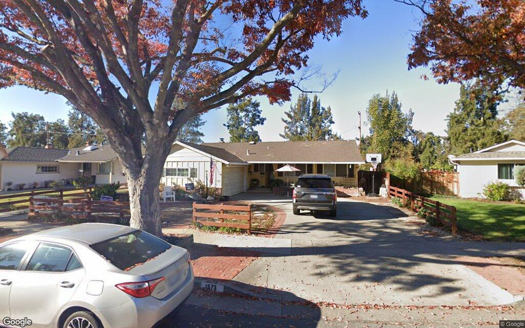 1573 Ferndale Drive - Google Street View