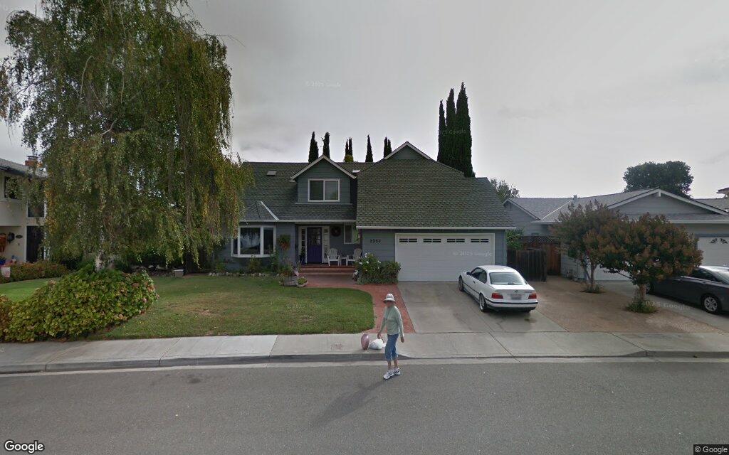 3253 Flemington Court - Google Street View