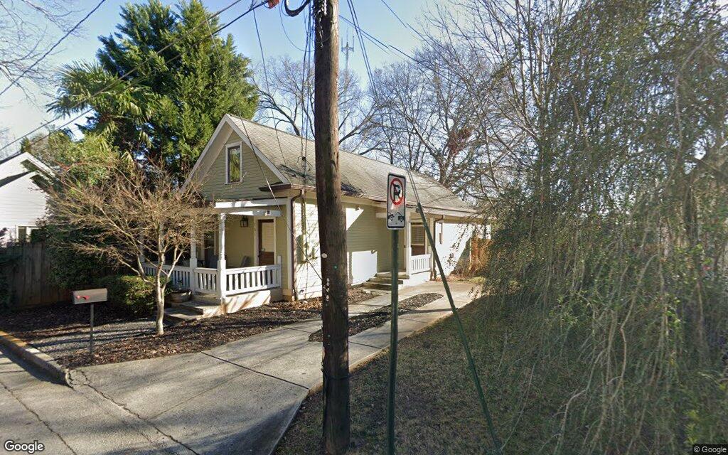 Mollie Street