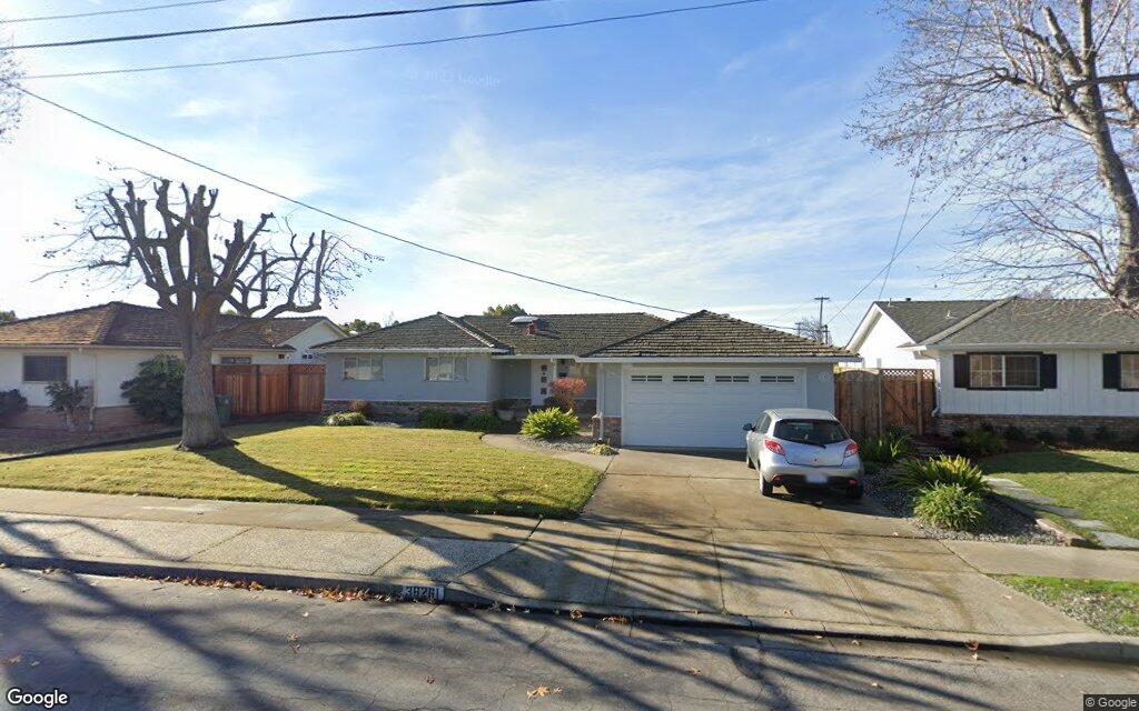 38261 Ballard Drive - Google Street View