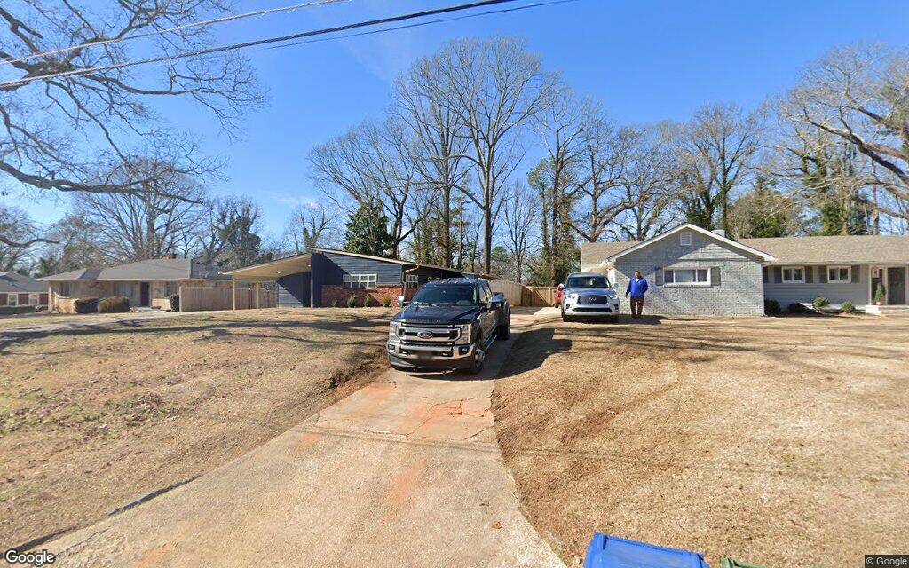 Downs Drive