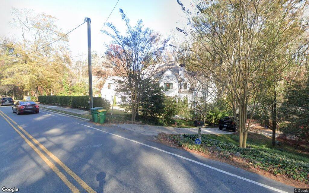 Lake Forrest Drive