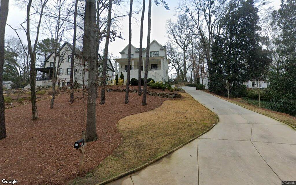 Peachtree Battle Circle