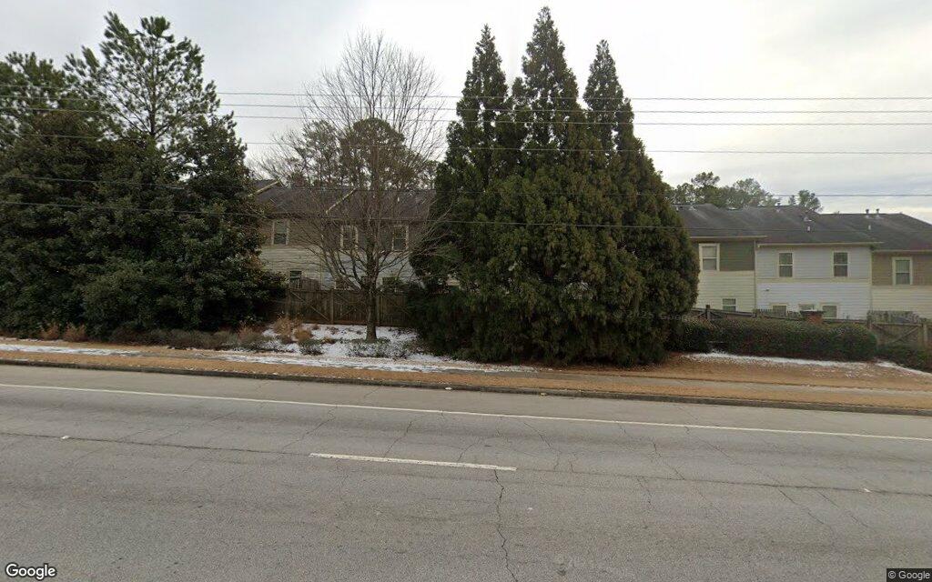North Village Drive